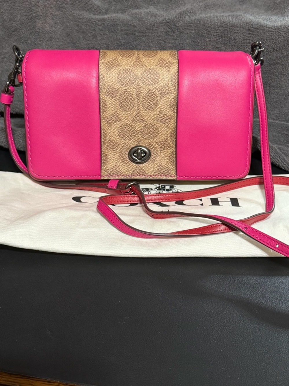 COACH DINKY COLOR BLOCKING WITH SIGNATURE CANVAS